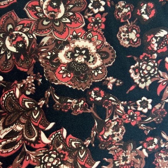 LulaRoe solid pink small tank top outfit OS leggings floral pastel geometric set - Picture 7 of 8